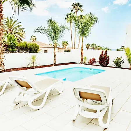 Carla - 3bdr + 3bath In Amarilla Golf San Miguel de Abona