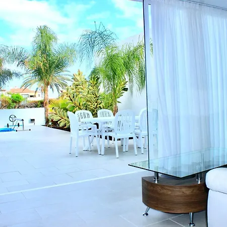 Carla - 3bdr + 3bath In Amarilla Golf San Miguel de Abona